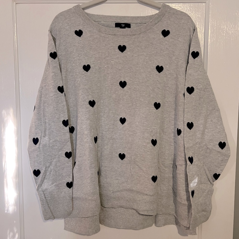 GAP Gray Navy Heart Sweater XXL